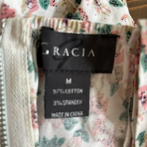 Floral Corset Top with Straps - Picture 3 of 3